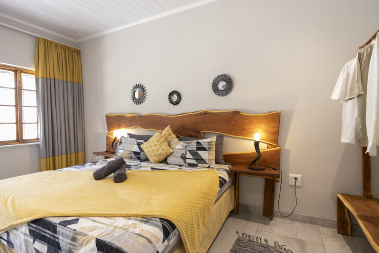 Bedroom 3, Otjisazu Guest Farm, Omatako