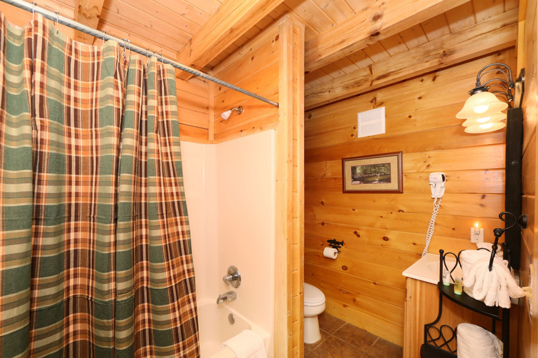 Bathroom 4, Mountain Fun - One Bedroom Cabin, Sevier