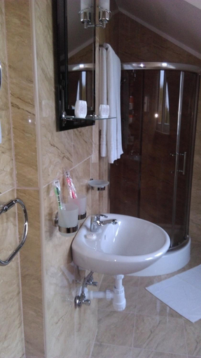 Bathroom, Pod Lwami, Warsaw West