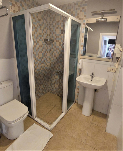Bathroom 5, Armoni City Hotel, Kadıköy