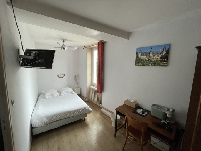 Bedroom 12