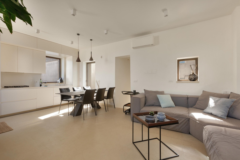 Living area 5, 3778 Bastioni Luxury Home by Barbarhouse, Lecce