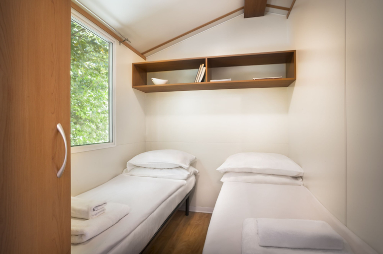 Bedroom 4, Mobile homes, Lovran