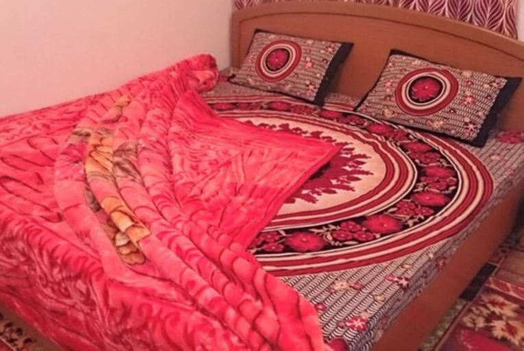 Bedroom 4, Goroomgo Khanday Guest House srinagar, Srinagar