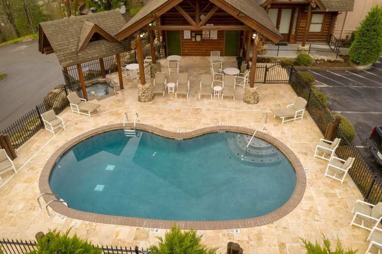 Sport & Beauty 5, Bearadise Dreams 2 Bedroom Condo by RedAwning, Sevier