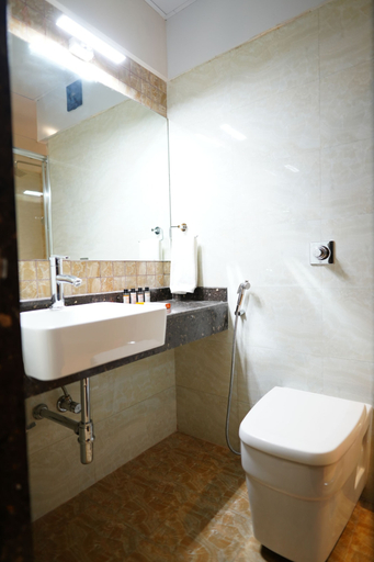 Bathroom 5, Hotel Grand Visava, Pune