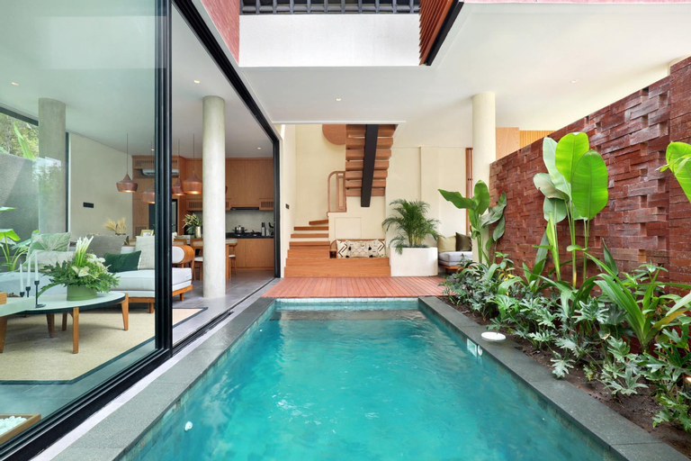 Swimming Pool 8