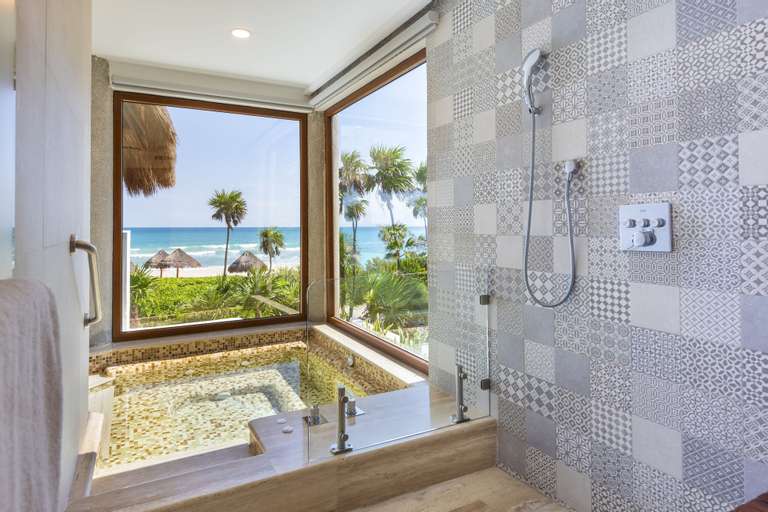 Bathroom 4