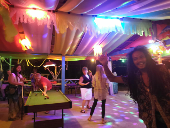 Food & Drinks 4, Neverland Beach Village Bungalows, Ko Lanta
