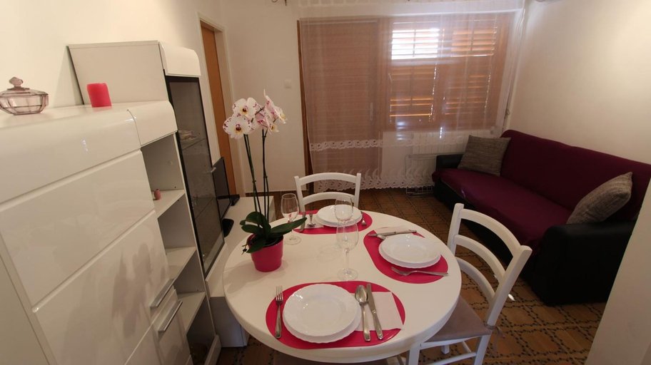 Others 3, Apartments Duda, Malinska-Dubašnica