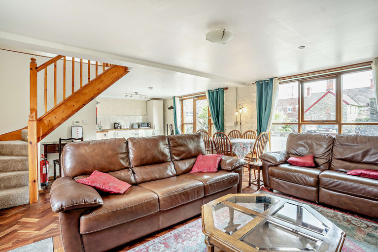 Others 5, Tyncellar Farm Holiday Cottages, Bridgend