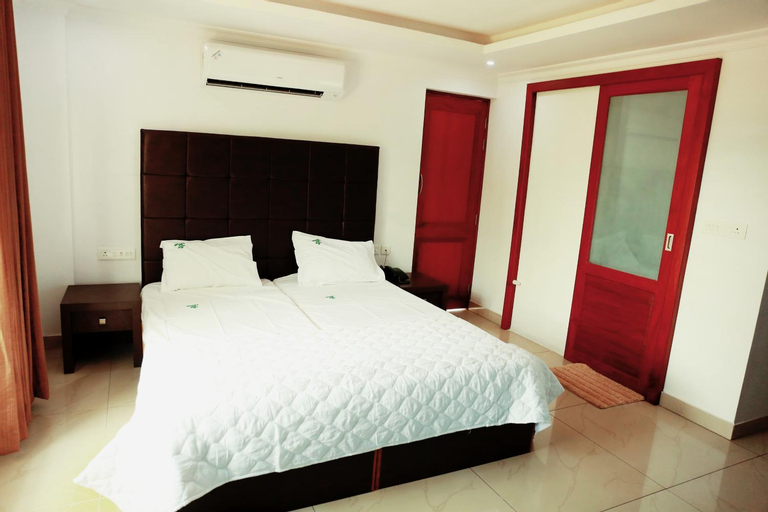 MOTEL 7 DAYS, Ernakulam