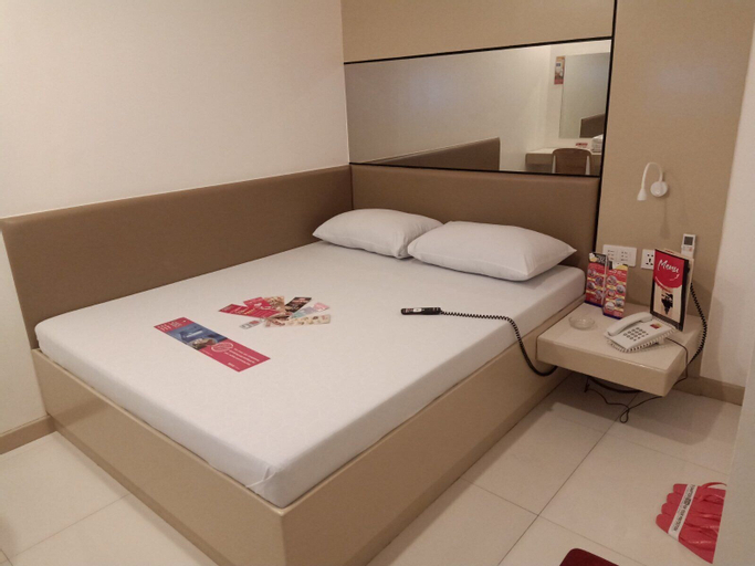 Bedroom 12