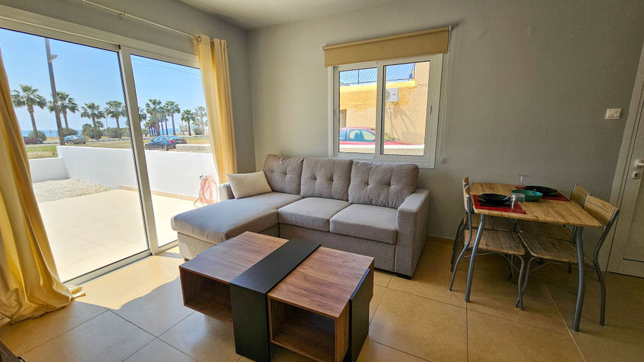 Others 4, Beach Love Apartment, Larnaca