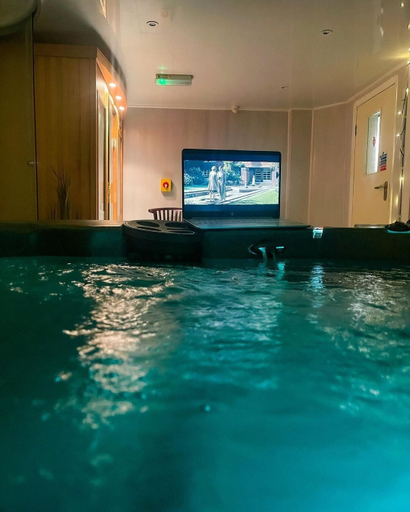 Sport & Beauty 5, The Chatwal Boutique Hotel, Blackpool