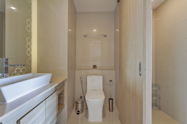 Bathroom 2, Riviera Apartments-100m to Jomtien Beach, Pattaya