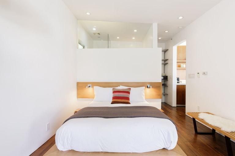 Bedroom 2, Cactus Flower, Los Angeles
