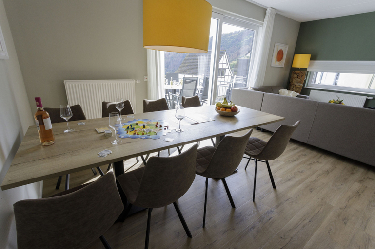 Dining Room 4