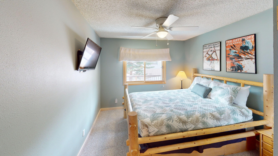 Room 4, B104 Snowdance Condos 2 Bedroom Condo by RedAwning, Summit