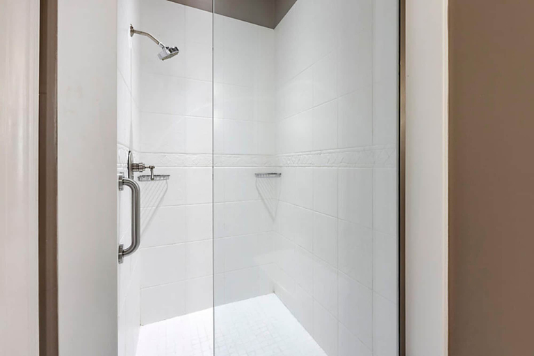 Bathroom 5, Bluegreen Downtown Nashville, Davidson