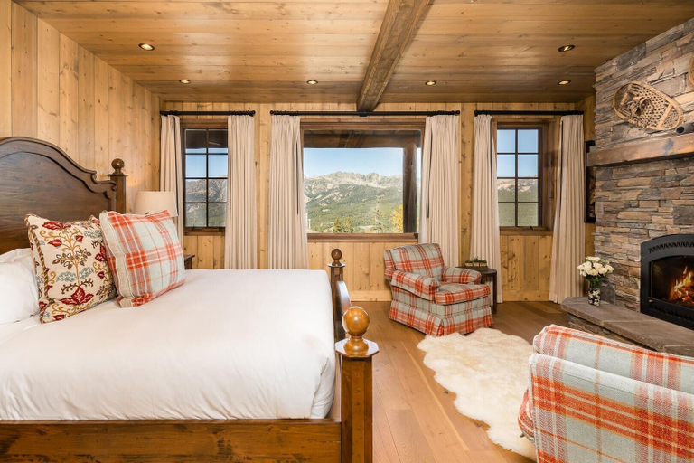 Room 4, 5 Bandit Way 4 Bedroom Home by Moonlight Basin Lodging, Madison