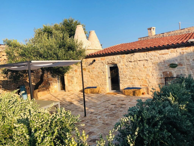 Exterior & Views 2, Augusta Trulli Resort, Bari
