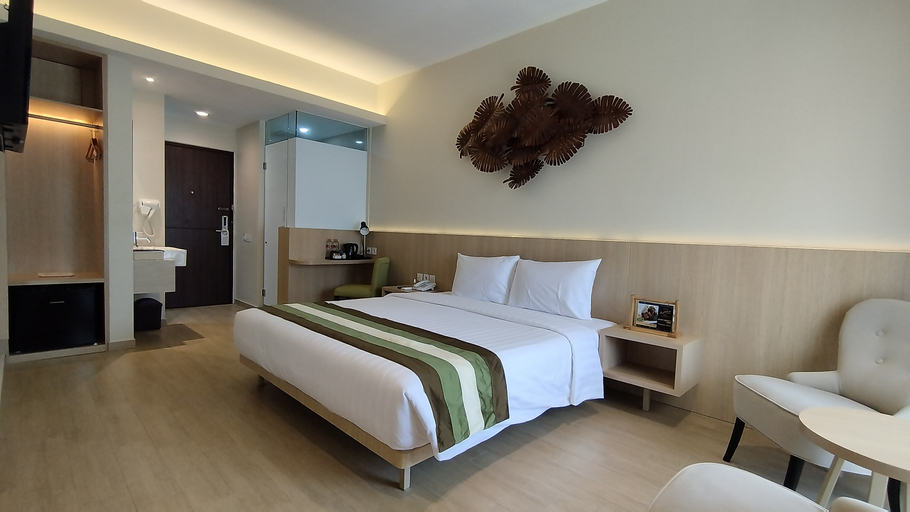 Bedroom 13