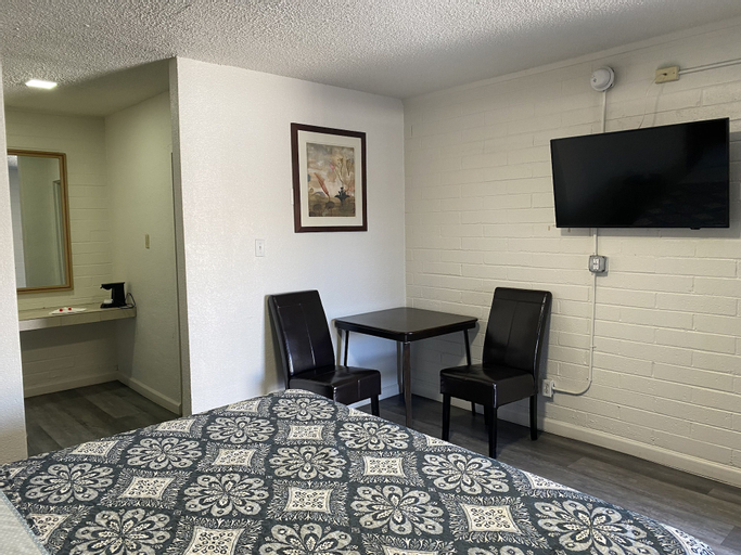 Bedroom 12