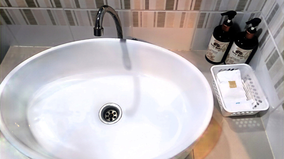 Bathroom 3