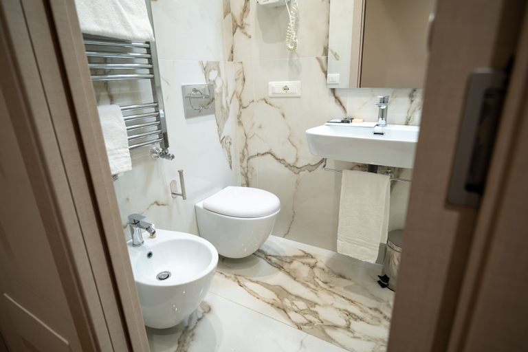 Bathroom 4, Plaza Hotel Catania, Catania