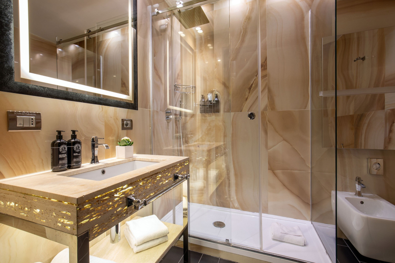 Bathroom 4, The Style, Rome