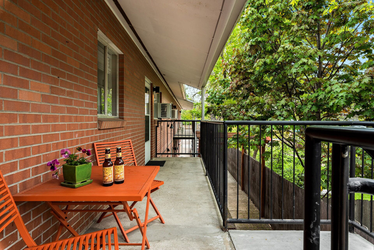 Others 5, Butterscotch Suite Old Town Stay with Sunny Style, Larimer