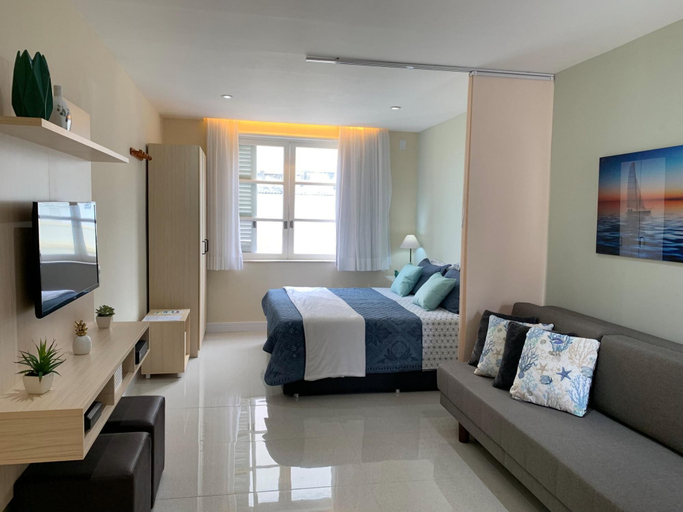 Bedroom 4, 6 Minutes From Ipanema Beach and Close to the Underground J801, Rio de Janeiro