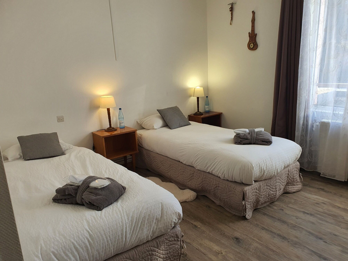 Bedroom 3, Hôtel-Bar-Restaurant de la promenade, Vosges