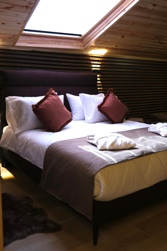Bedroom 9