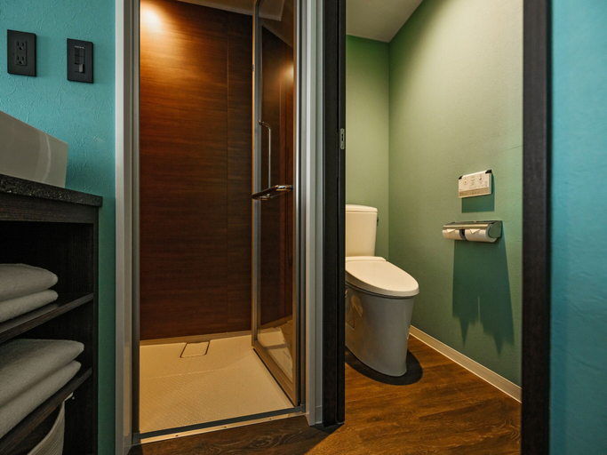 Bathroom 5, TWIN-LINE HOTEL YANBARU OKINAWA JAPAN, Nago