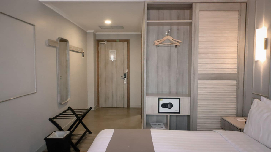 Bedroom 18