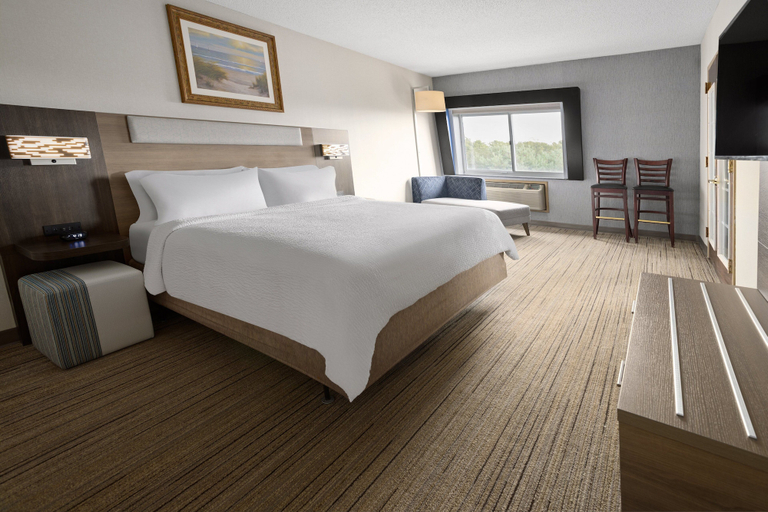 Bedroom 5, Holiday Inn Express STONY BROOK-LONG ISLAND by IHG, Suffolk