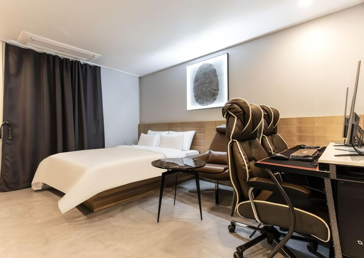Bedroom 3, HOTEL CARLTON, Gyeyang
