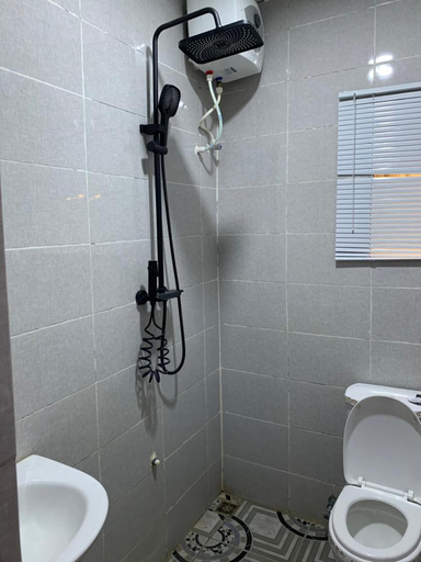 Bathroom 3, Garden View Holiday Cottage, Ebonyi