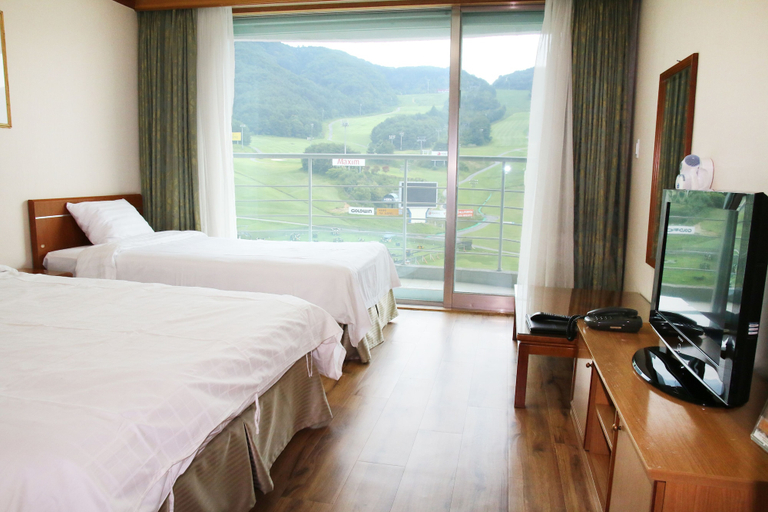 Bedroom 4, Welli Hilli Park, Hoengseong