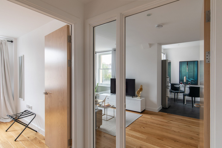 Others 4, home.ly Prestige London Apartment Camden, London