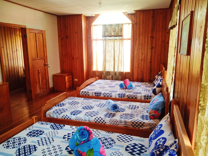 Bedroom 4, ROOMS AT AN AMERICAN-STYLE CABIN, Sagada