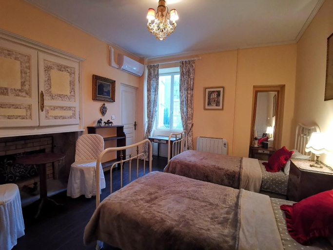 Bedroom 10
