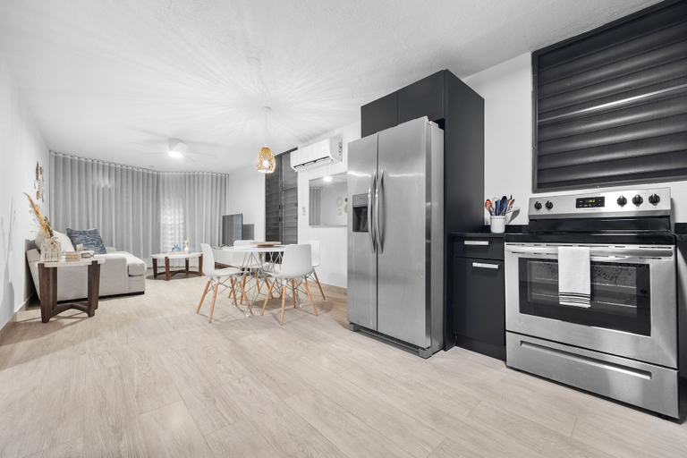 Others 5, Casa Elena by Otium