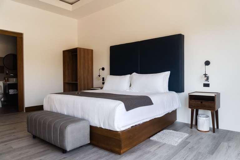Bedroom 14
