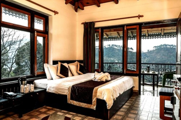 Bedroom 5, Goroomgo Sapphire Inn Bhimtal, Nainital