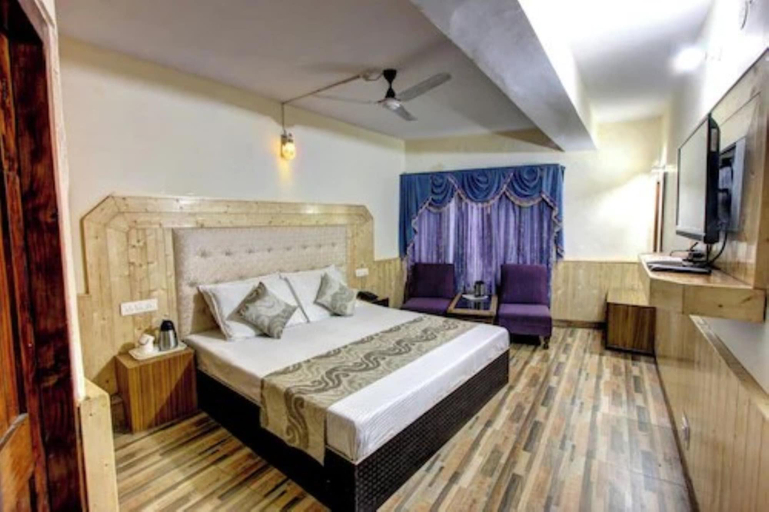 Bedroom 2, Goroomgo Highway Inn Manali, Kullu