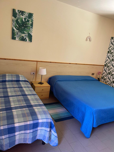 Bedroom 2, Hotel Lupo di mare, Livorno