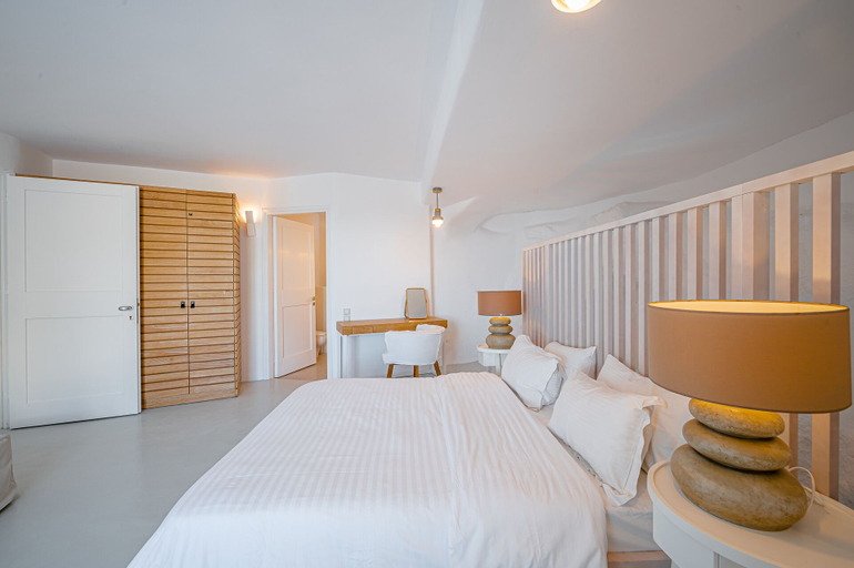 Bedroom 3, Sanarte Villas Mykonos, South Aegean